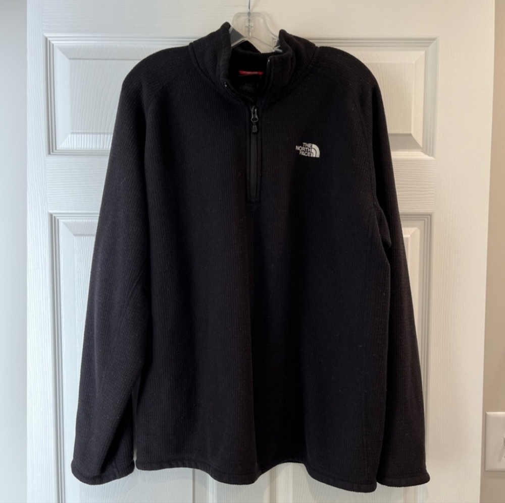 The North Face Mens Lightweight Fleece Jacket Pullover Quarter Zip Black Large